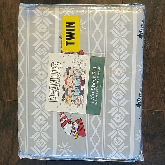 Peanuts twin sheet set - Picture 1 of 3